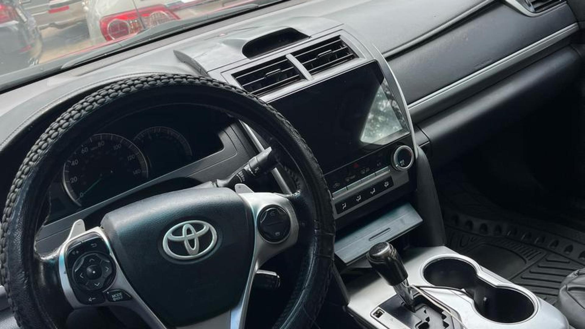 Toyota Camry  Spider 2014