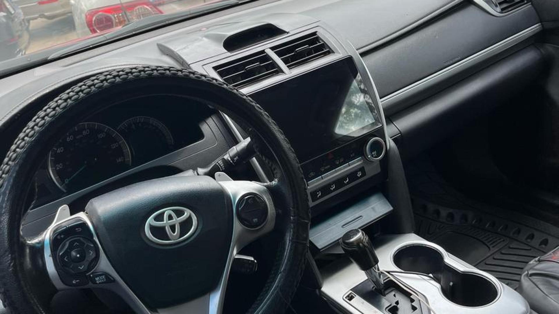 Toyota Camry  Spider 2014