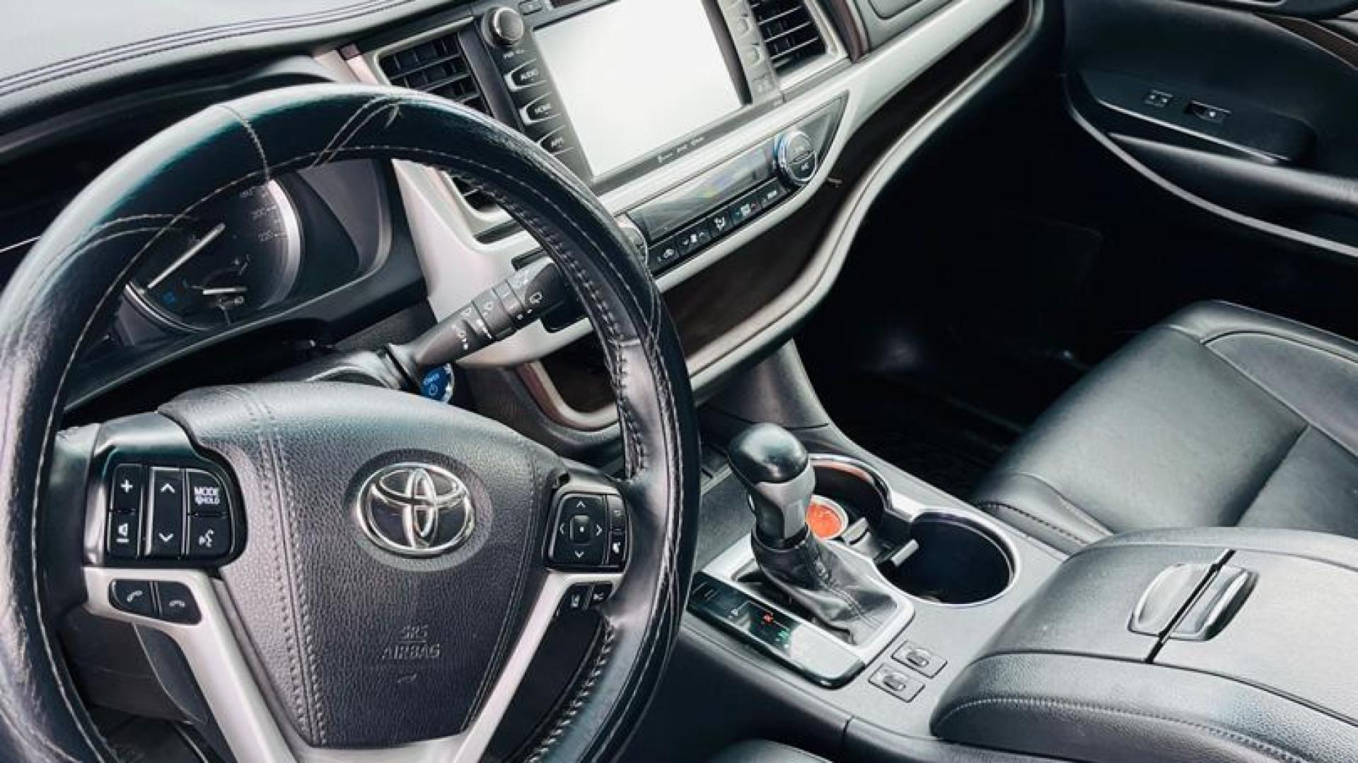 Toyota Highlander 2019 Hybrid