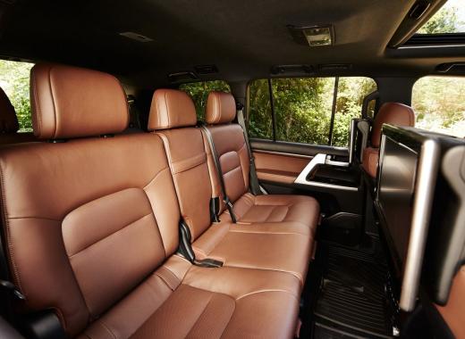 TOYOTA LANDCRUISER 2019